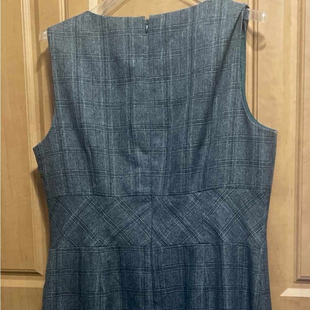 Kasper Charcoal Checkered Midi Dress - Picture 4 of 4